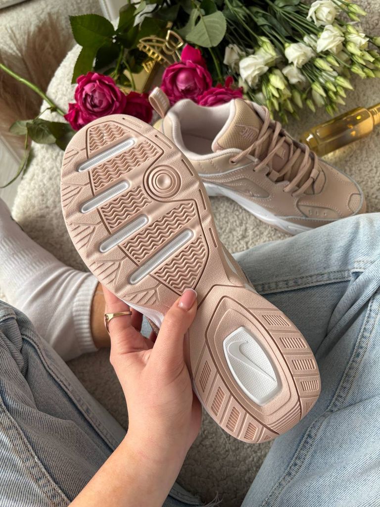 Кросівки персикові Nike M2K Peach