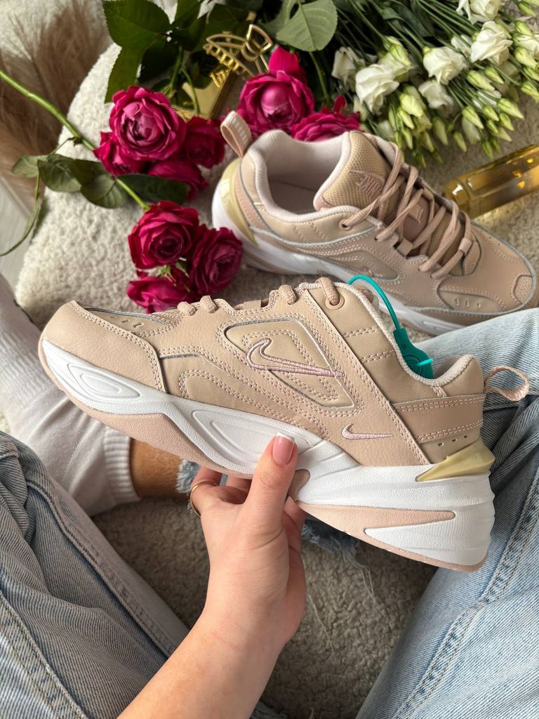 Кросівки персикові Nike M2K Peach