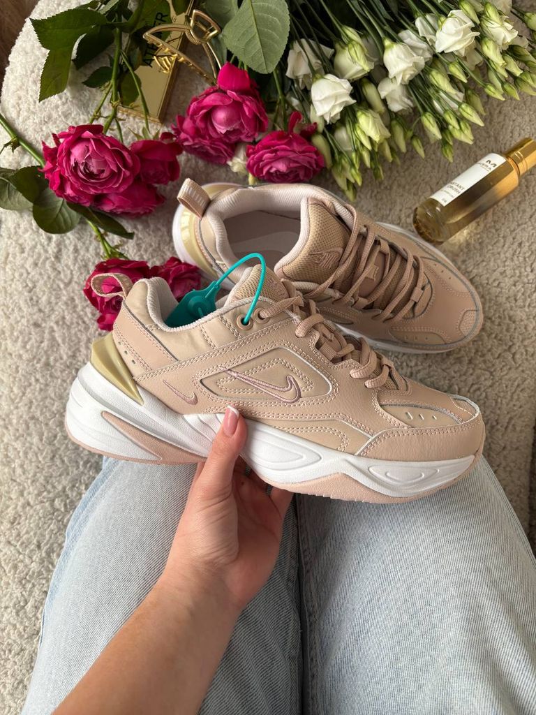 Кросівки персикові Nike M2K Peach