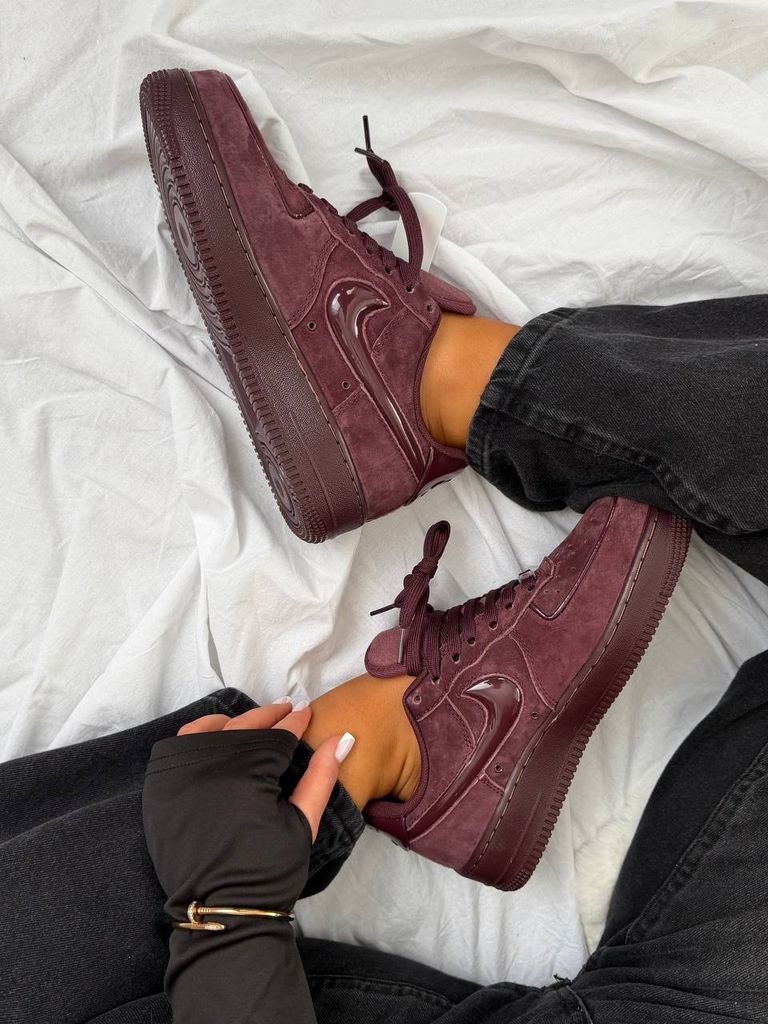 Кросівки Nike Air Force 1 ‘07 Burgundy Crush