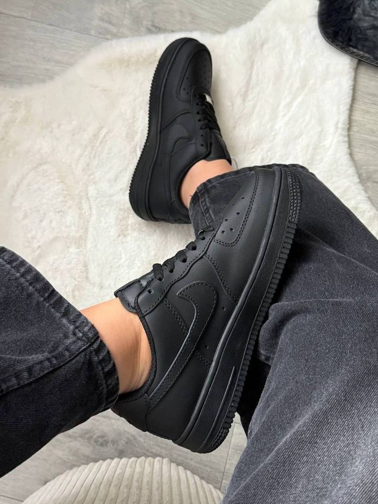 Кросівки чорні Nike Air Force Black PREMIUM
