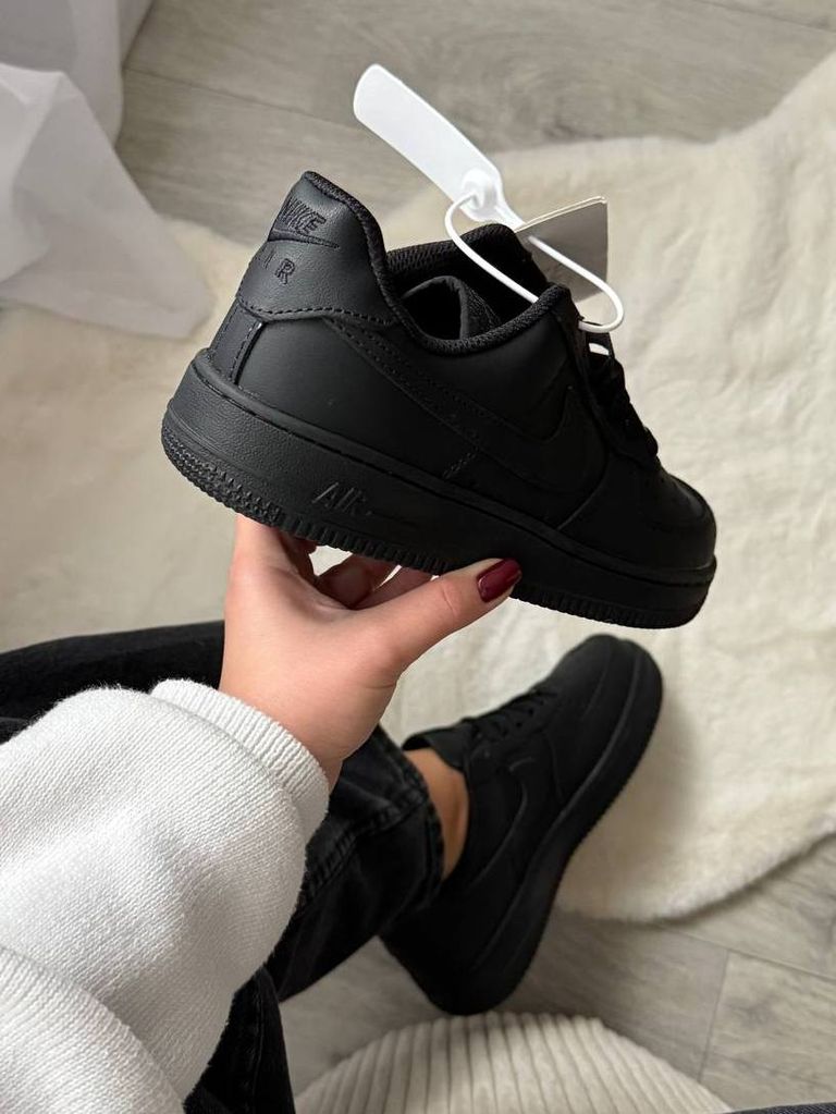 Кросівки чорні Nike Air Force Black PREMIUM