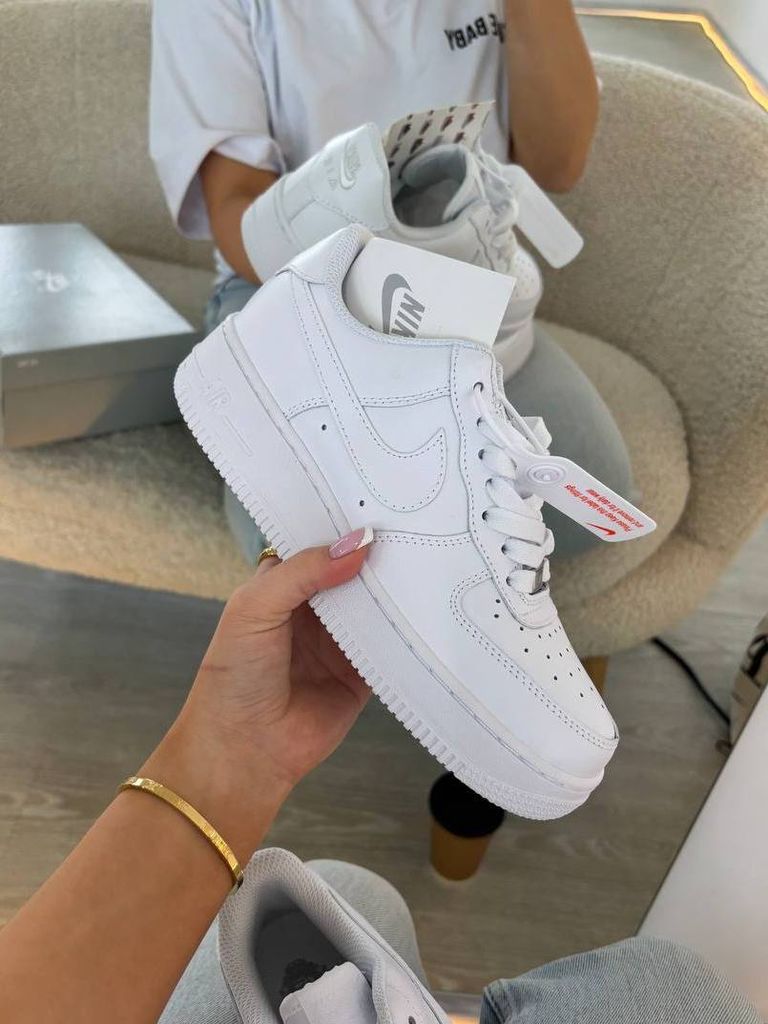 Кросівки білі Nike Air Force White