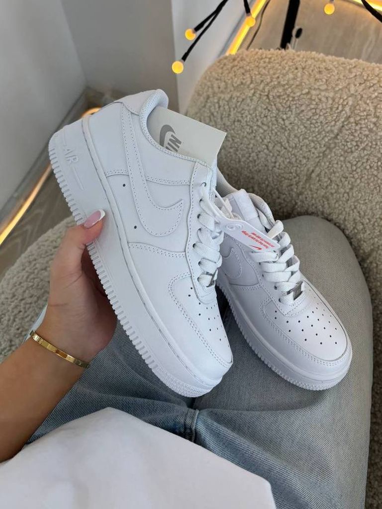 Кросівки білі Nike Air Force White