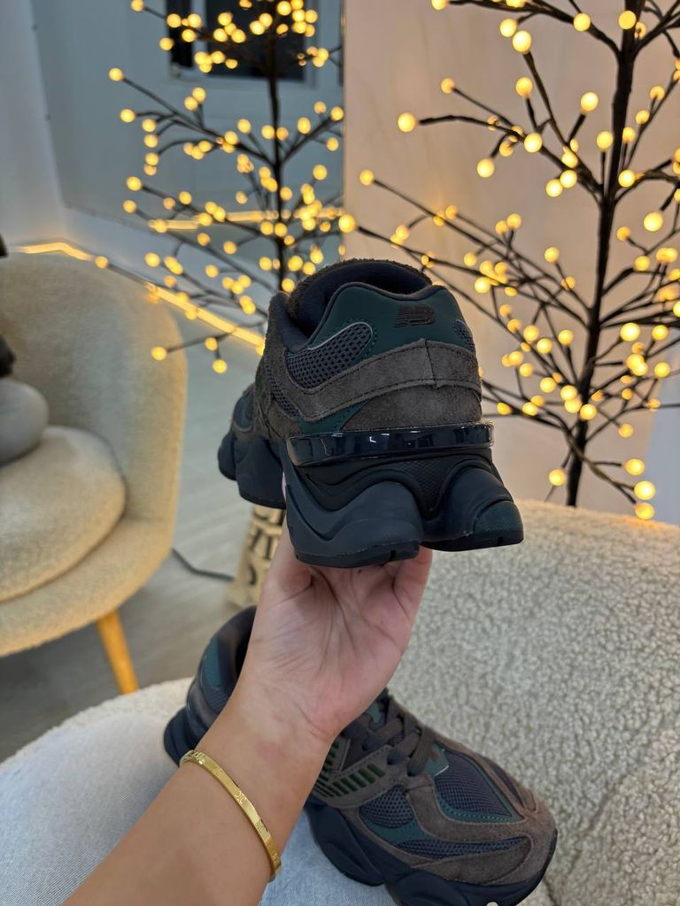 Кросівки New Balance 9060 Beef and Broccol Premium