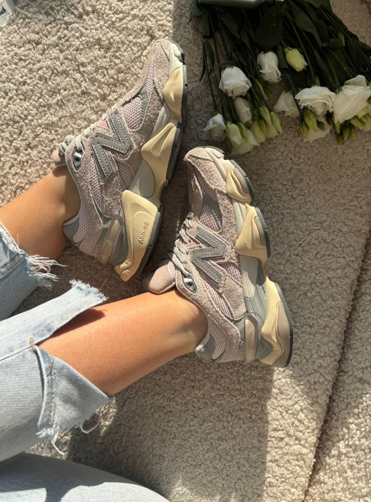 Кросівки New Balance 9060 Pink Grey