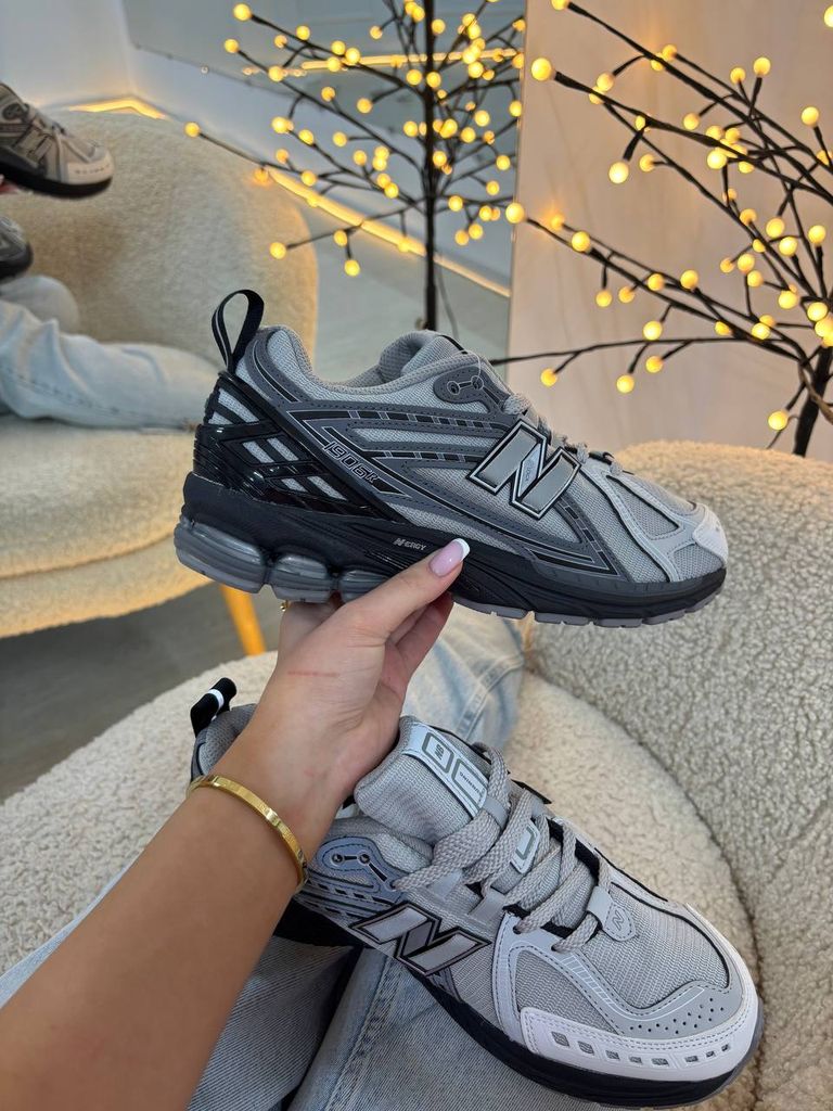 Кросівки сірі New Balance 1906R Grey