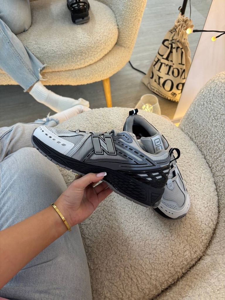 Кросівки сірі New Balance 1906R Grey