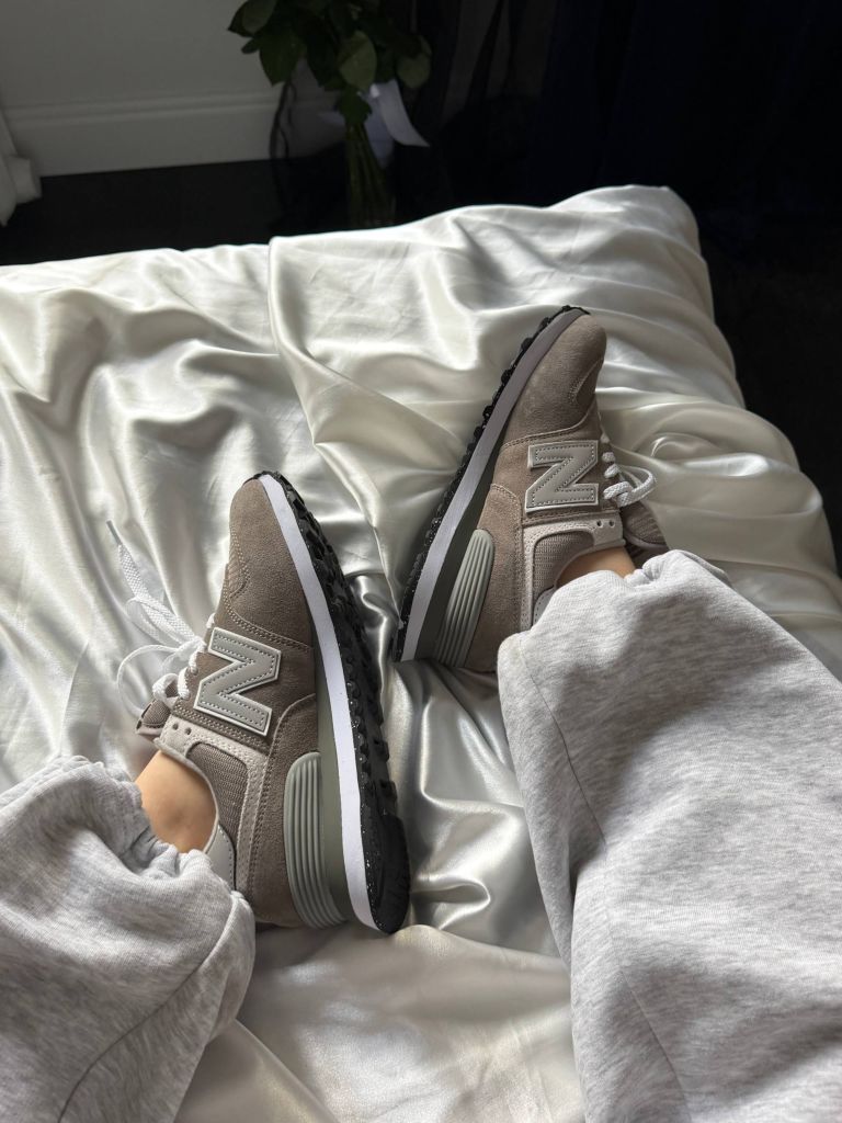 Кросівки сірі New Balance 574 Grey-White