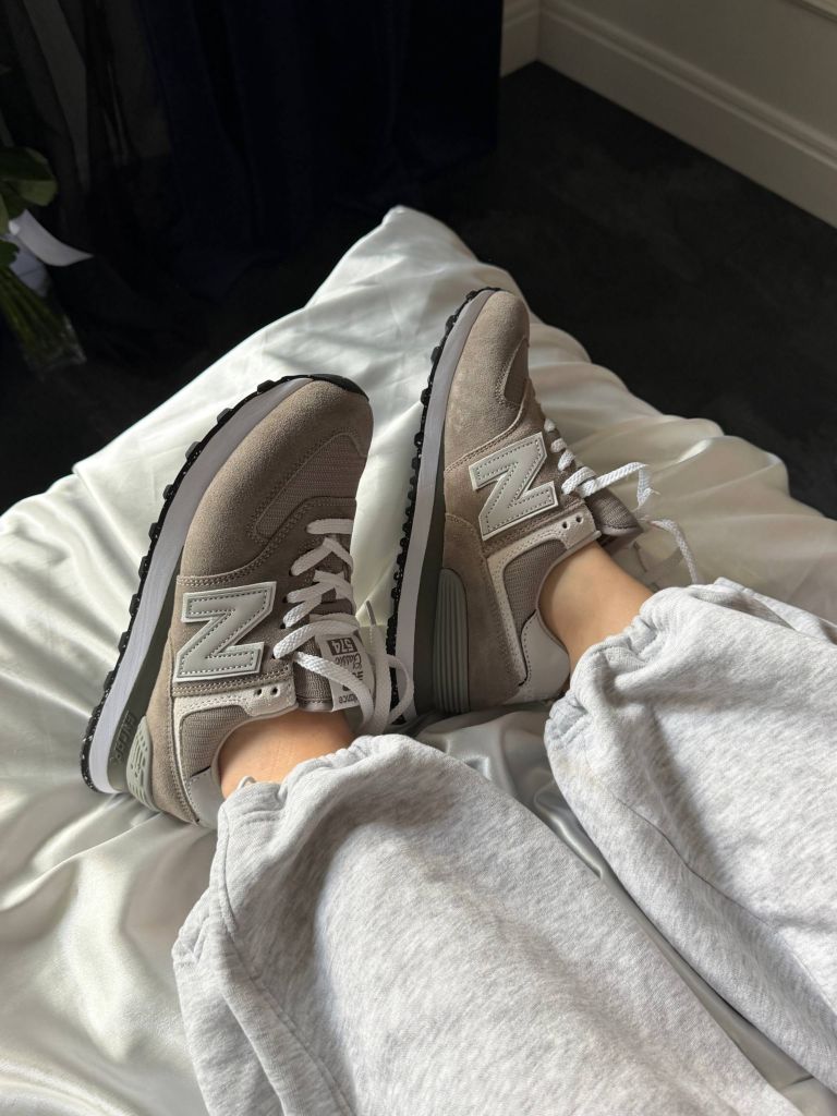 Кросівки сірі New Balance 574 Grey-White