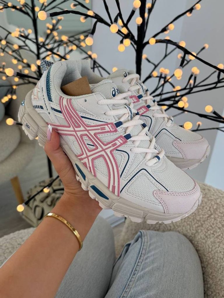 Кросівки бежеві Asics Gel Kahana Milk Pink