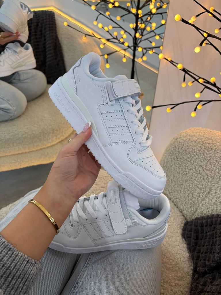 Кросівки білі Adidas Forum White Lux