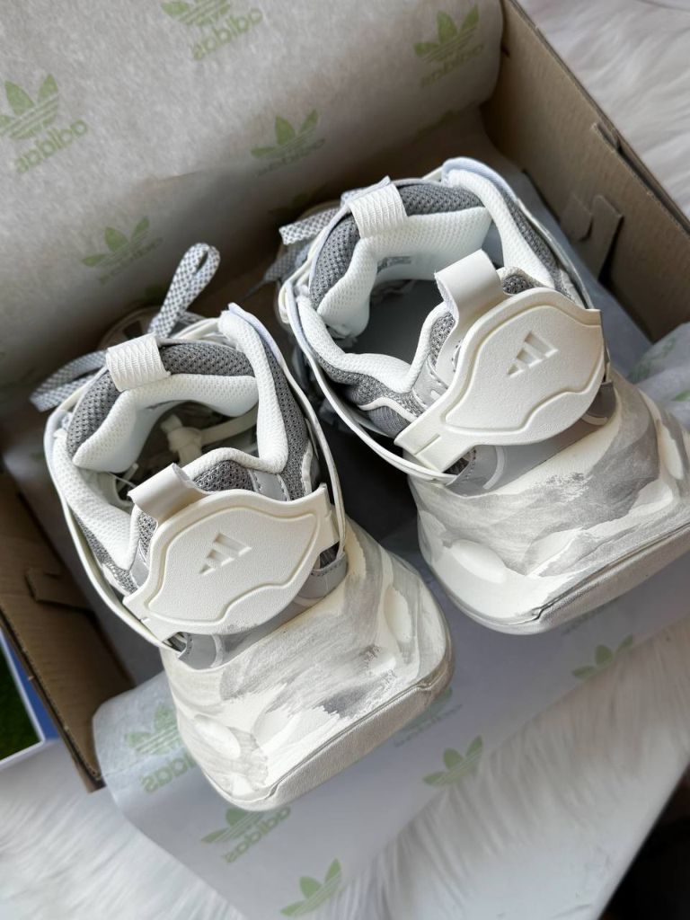 Кросівки Adidas Vento XLG White Silver 