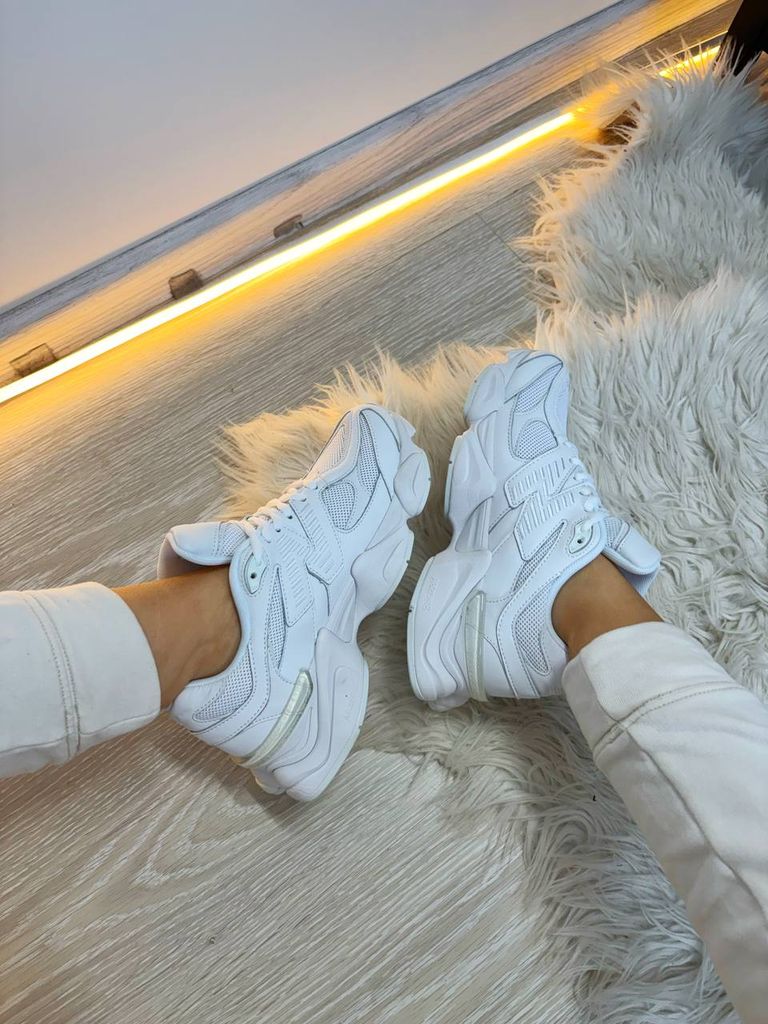 Кросівки білі New Balance 9060 Full White