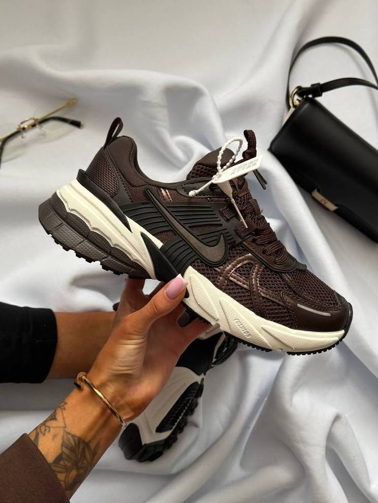 Кросівки шоколадні Nike V2K Runtekk Brown Black
