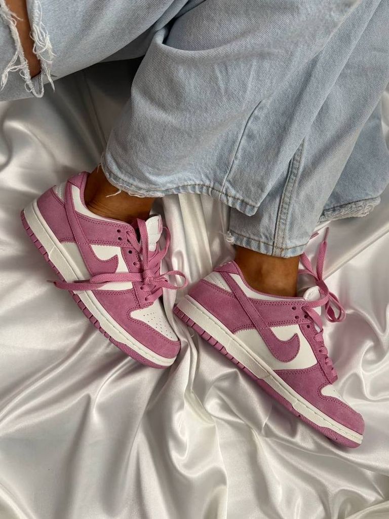 Кросівки біло-рожеві Nike SB Dunk Low White Pink