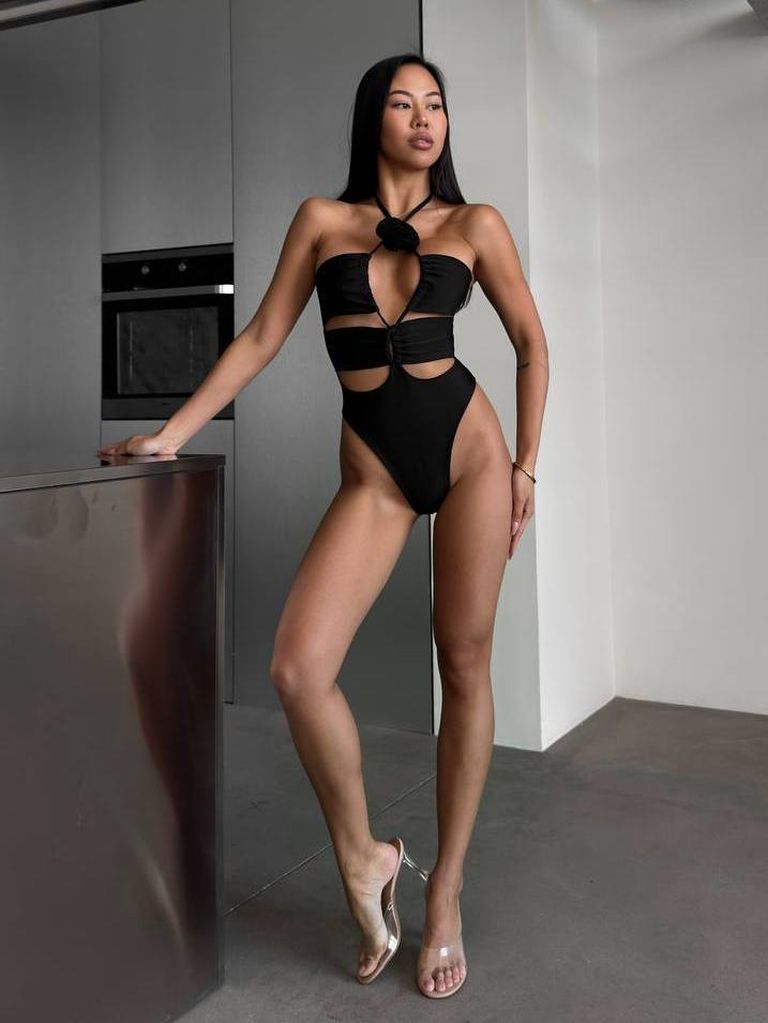 Купальник суцільний з вирізами і 3D квіткою