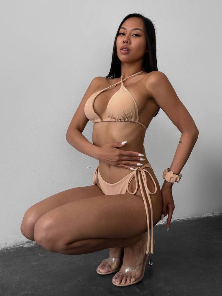 Бежевий купальник бікіні на зав'язках 