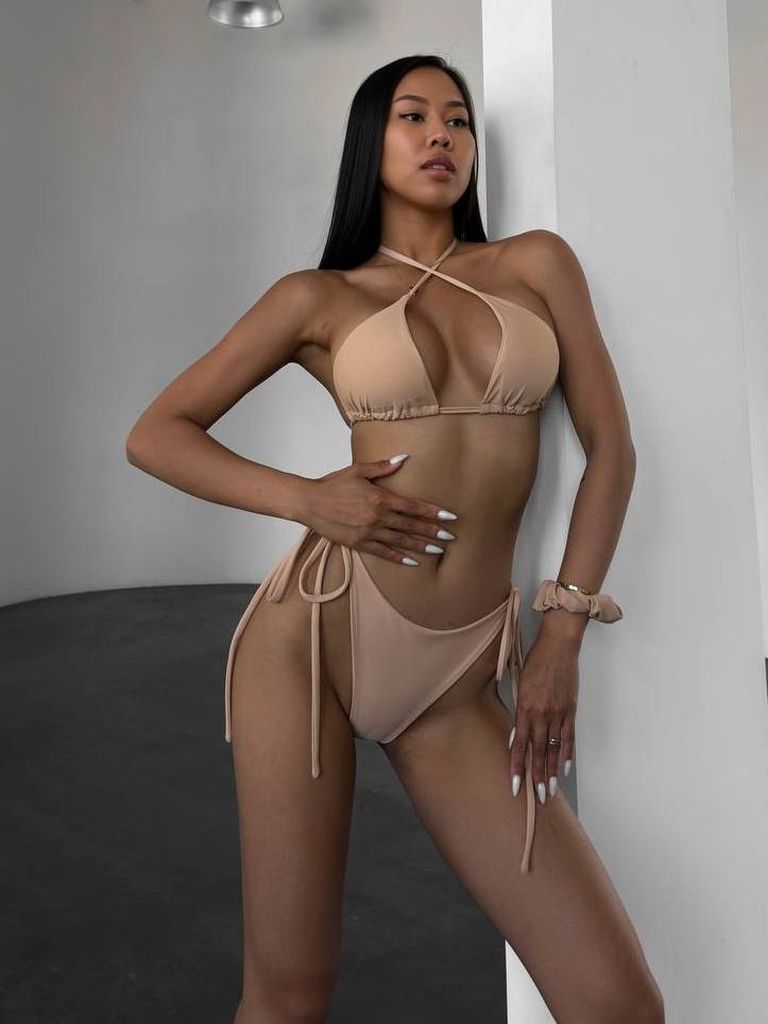 Бежевий купальник бікіні на зав'язках 