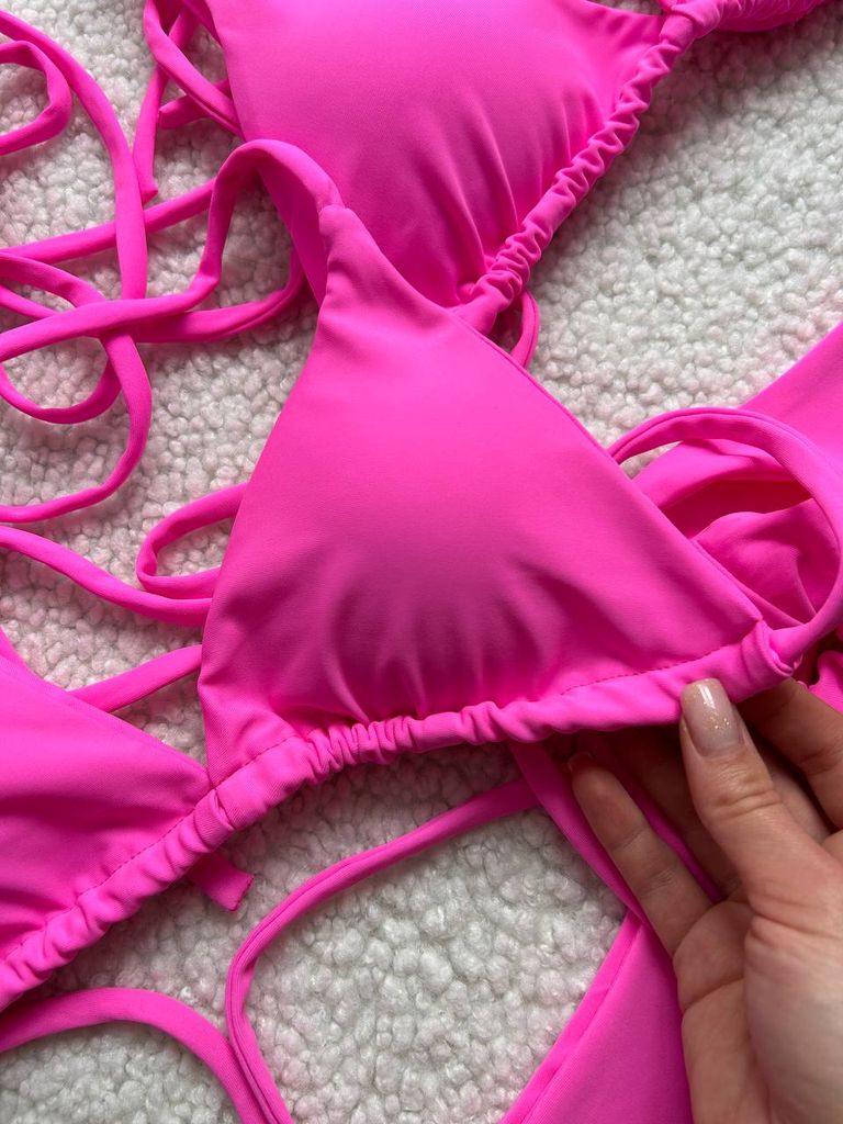 Рожевий купальник бікіні на зав'язках 