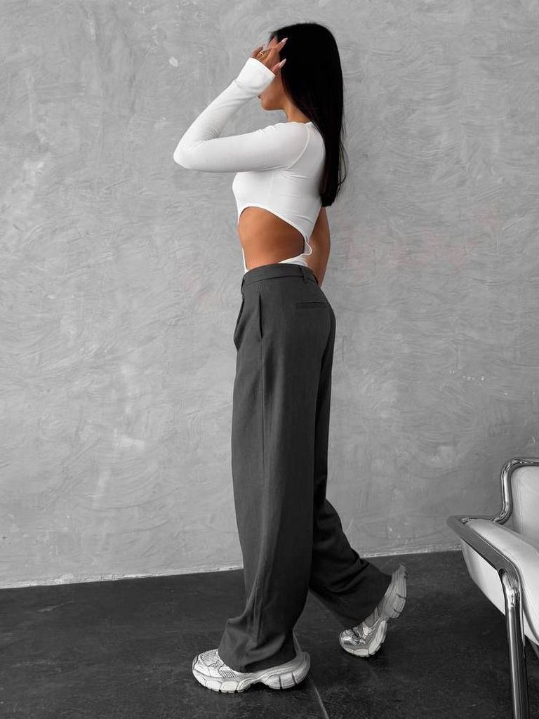 Білий боді з одним рукавом і вирізом з віскози