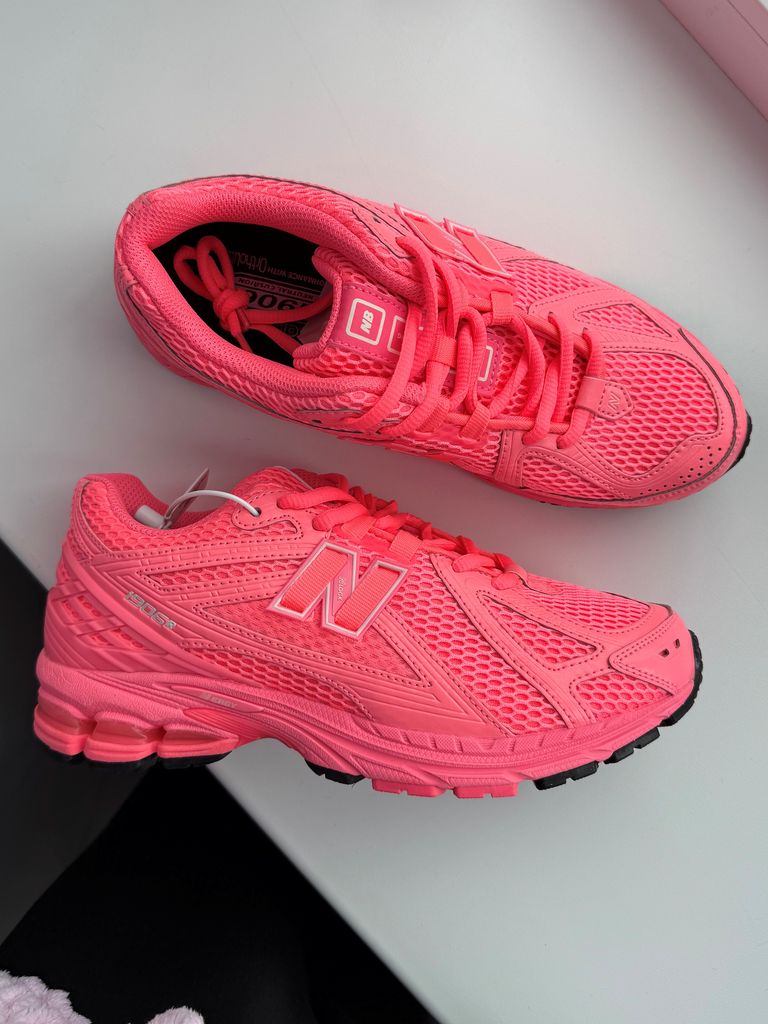Кросівки коралові New Balance 1906 Full Pink