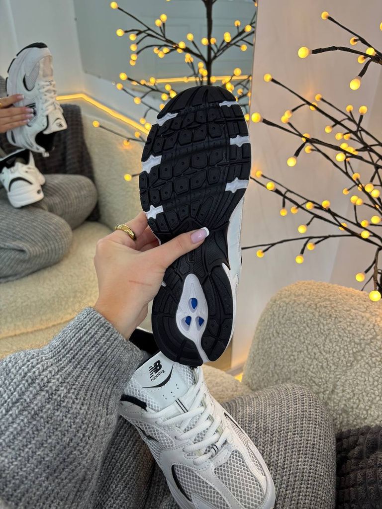 Кросівки білі New Balance 530 Silver Black