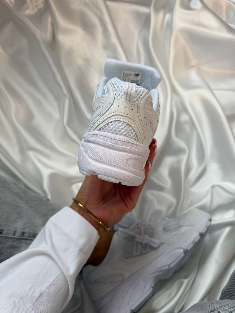 Кросівки білі New Balance 530 White