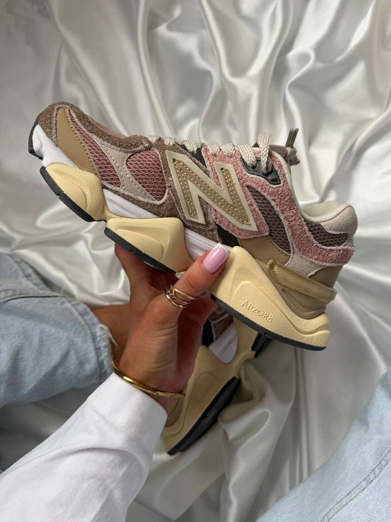 Кросівки New Balance 9060 Beige Pink 
