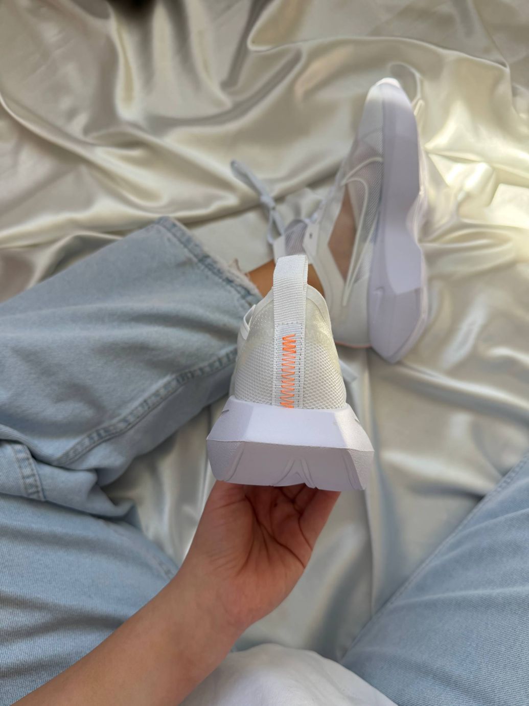 Кросівки білі літні з сітки Nike Vista Lite White