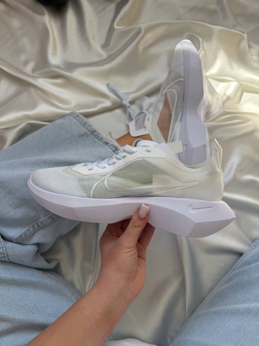 Кросівки білі літні з сітки Nike Vista Lite White