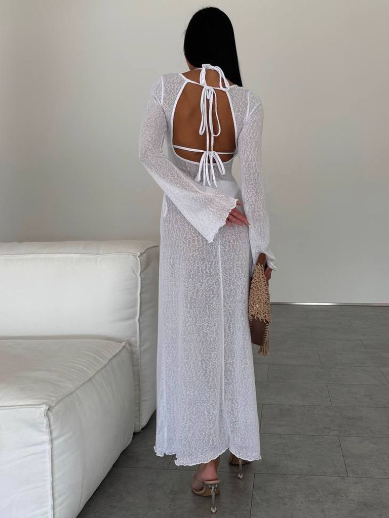 Пляжна сукня біла довга з довгими рукавами 