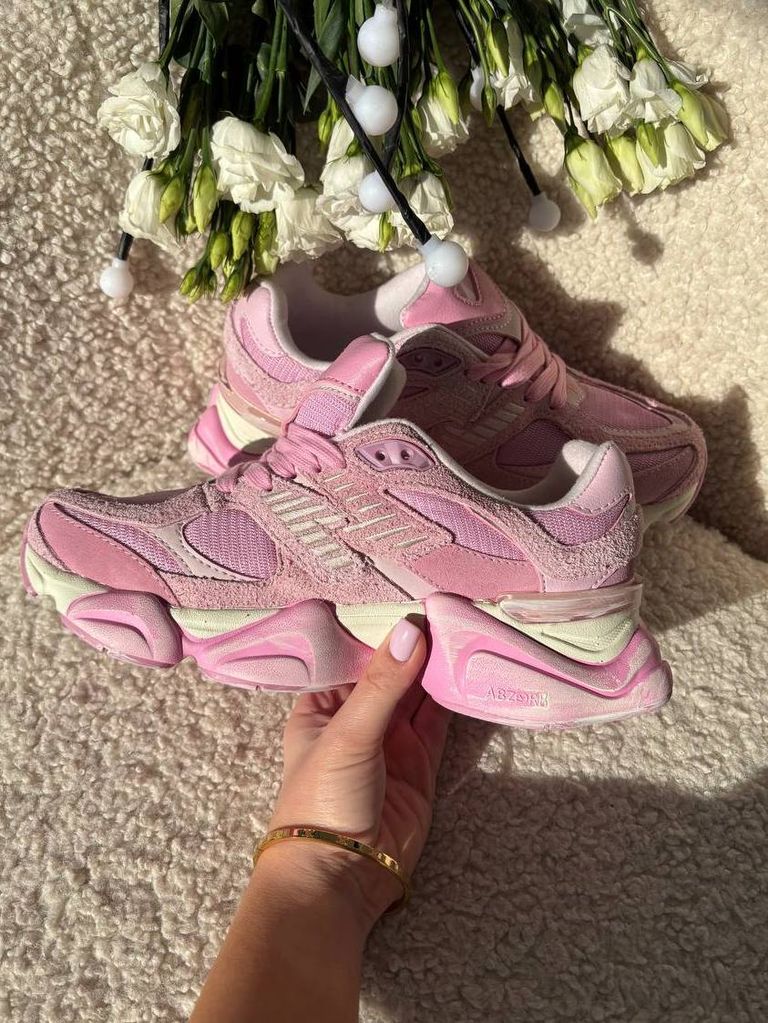 Кросівки рожеві New Balance 9060 Full Pink