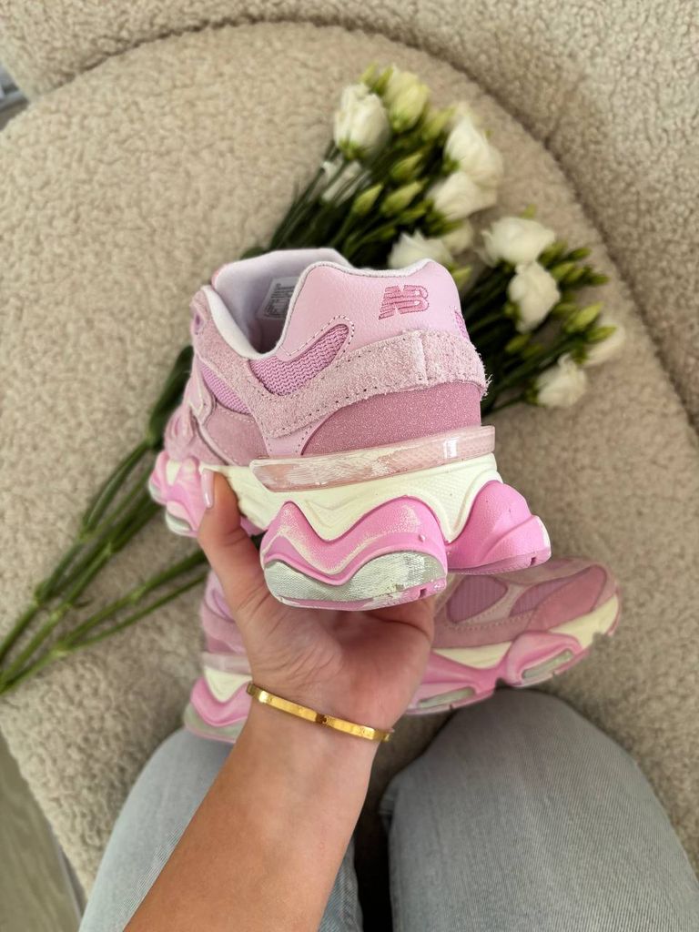 Кросівки рожеві New Balance 9060 Full Pink