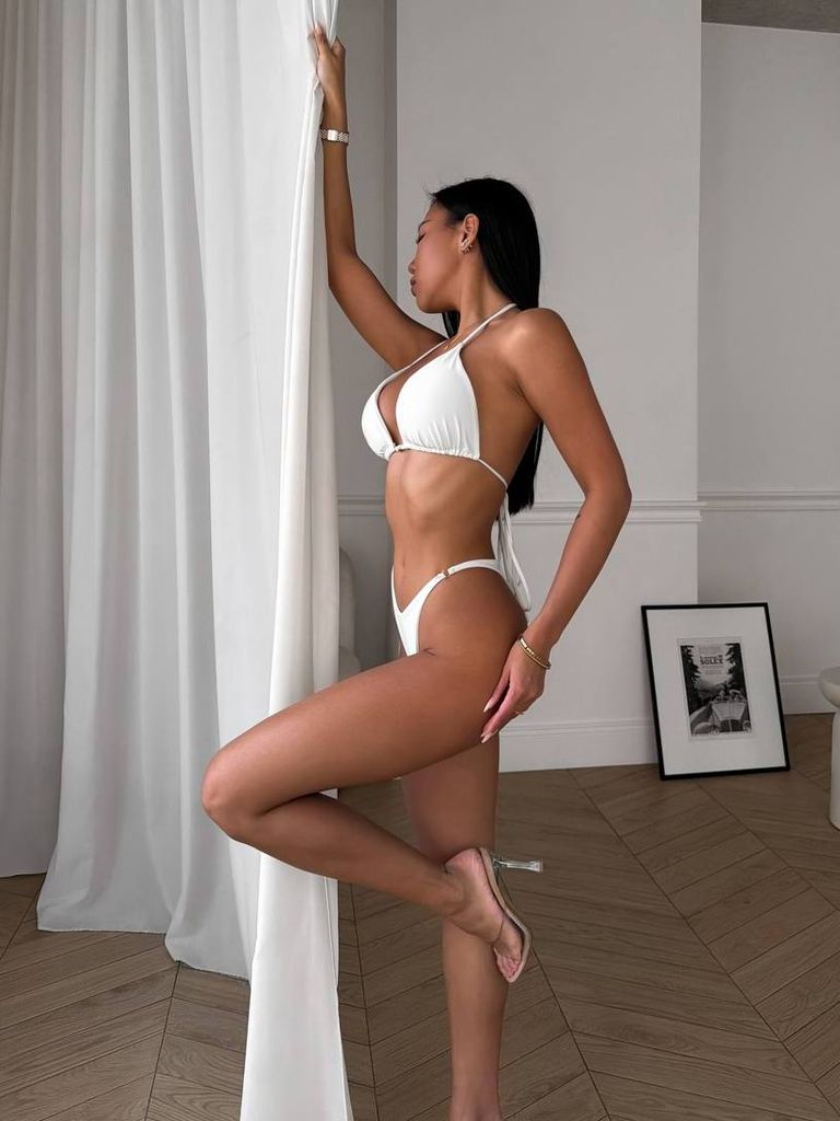 Купальник бікіні молочний мінімалістичний