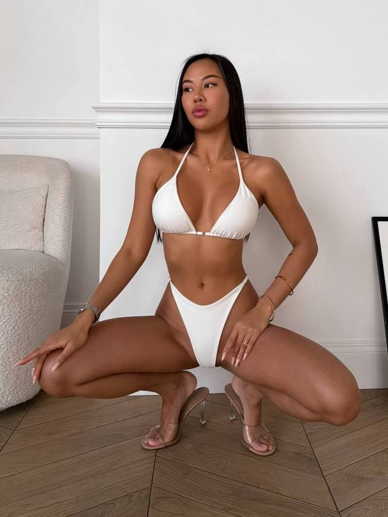 Купальник бікіні молочний мінімалістичний