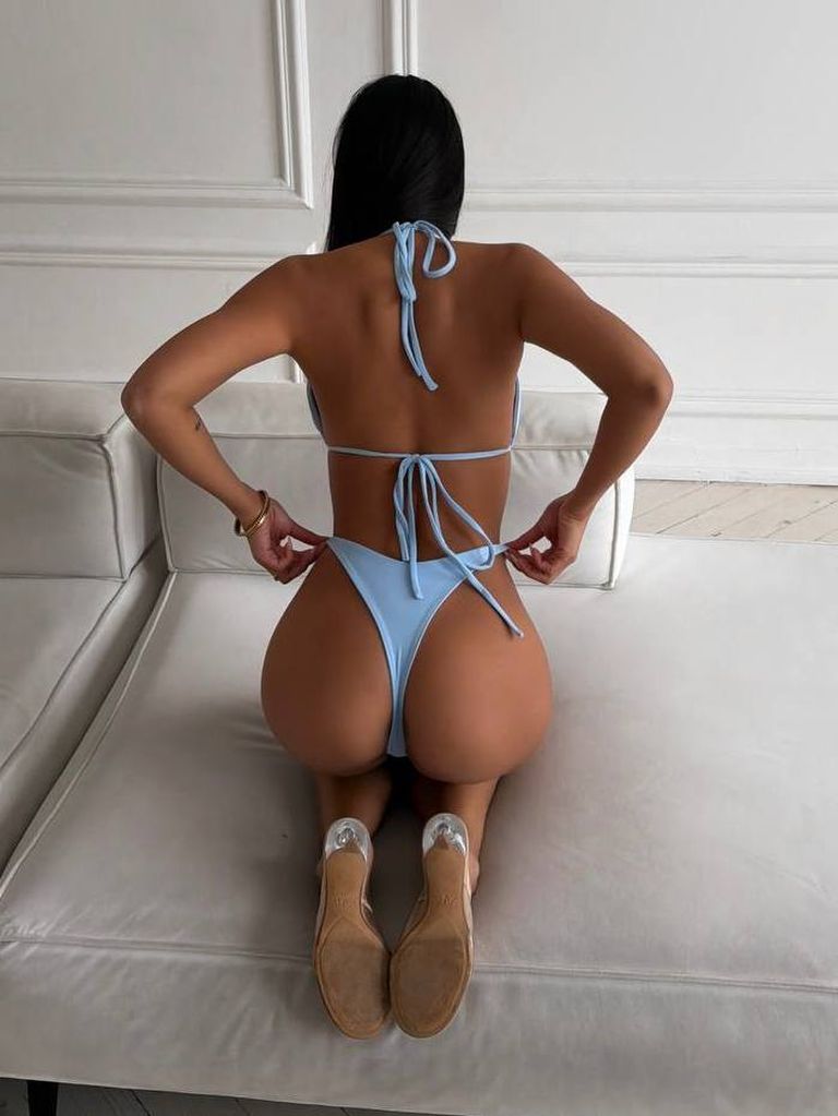 Купальник бікіні блакитний мінімалістичний