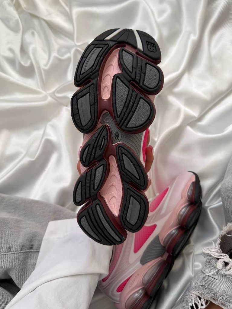 Кросівки рожеві New Balance 2000 Pink 