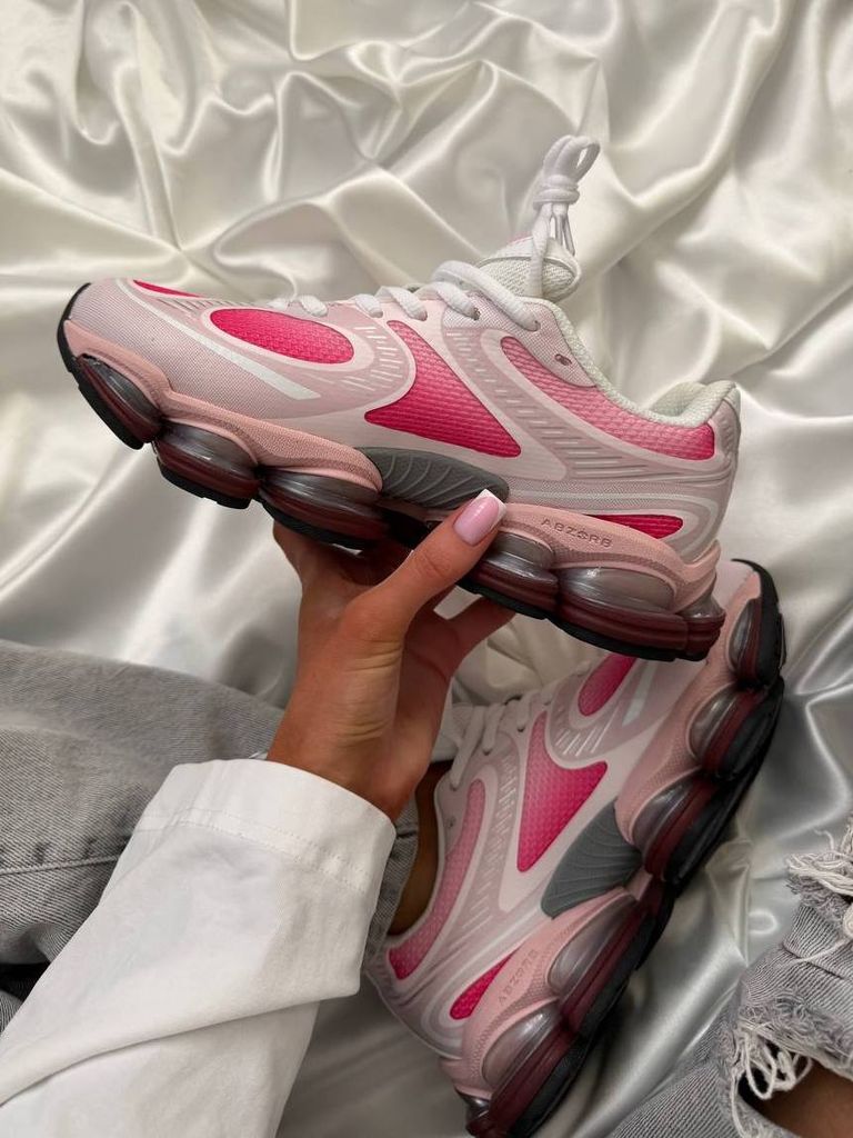 Кросівки рожеві New Balance 2000 Pink 