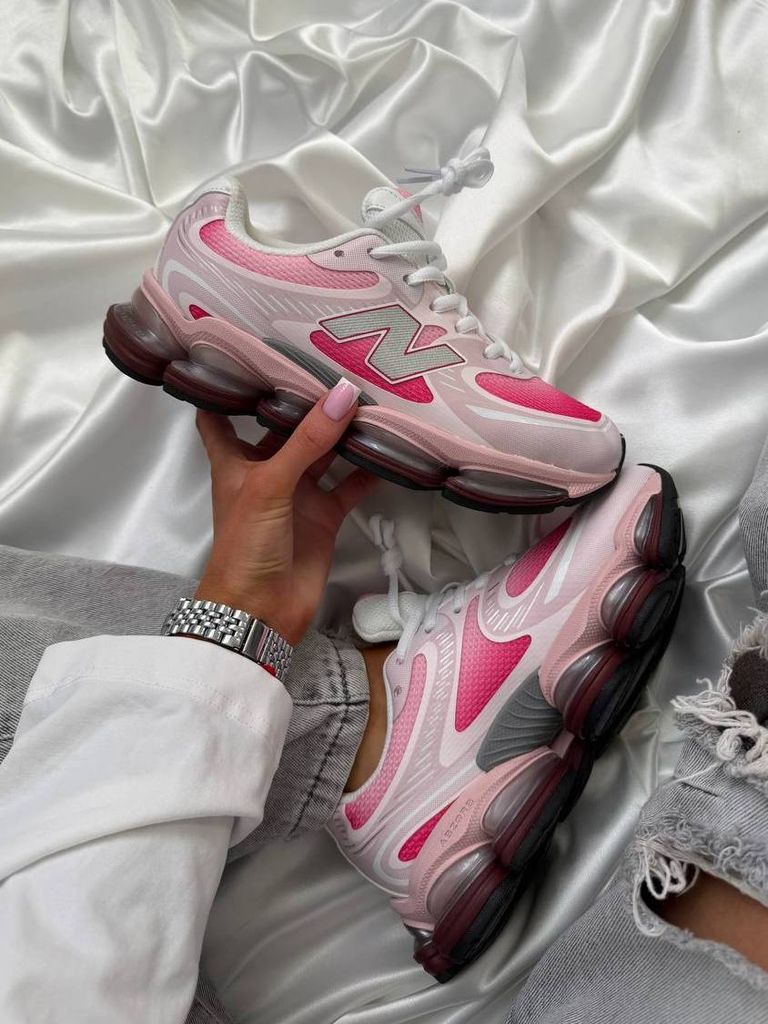 Кросівки рожеві New Balance 2000 Pink 