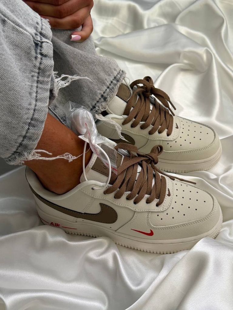 Кросівки бежеві Nike Air Force Mocco PREMIUM