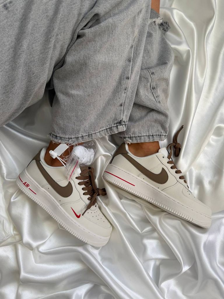 Кросівки бежеві Nike Air Force Mocco PREMIUM