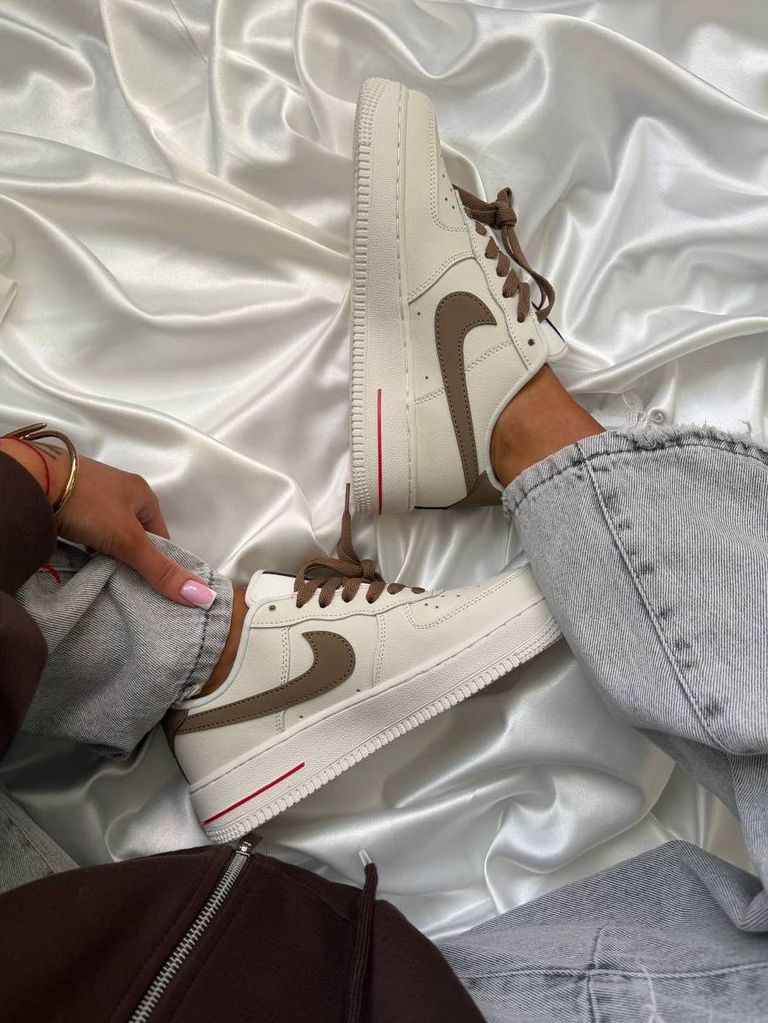 Кросівки бежеві Nike Air Force Mocco PREMIUM