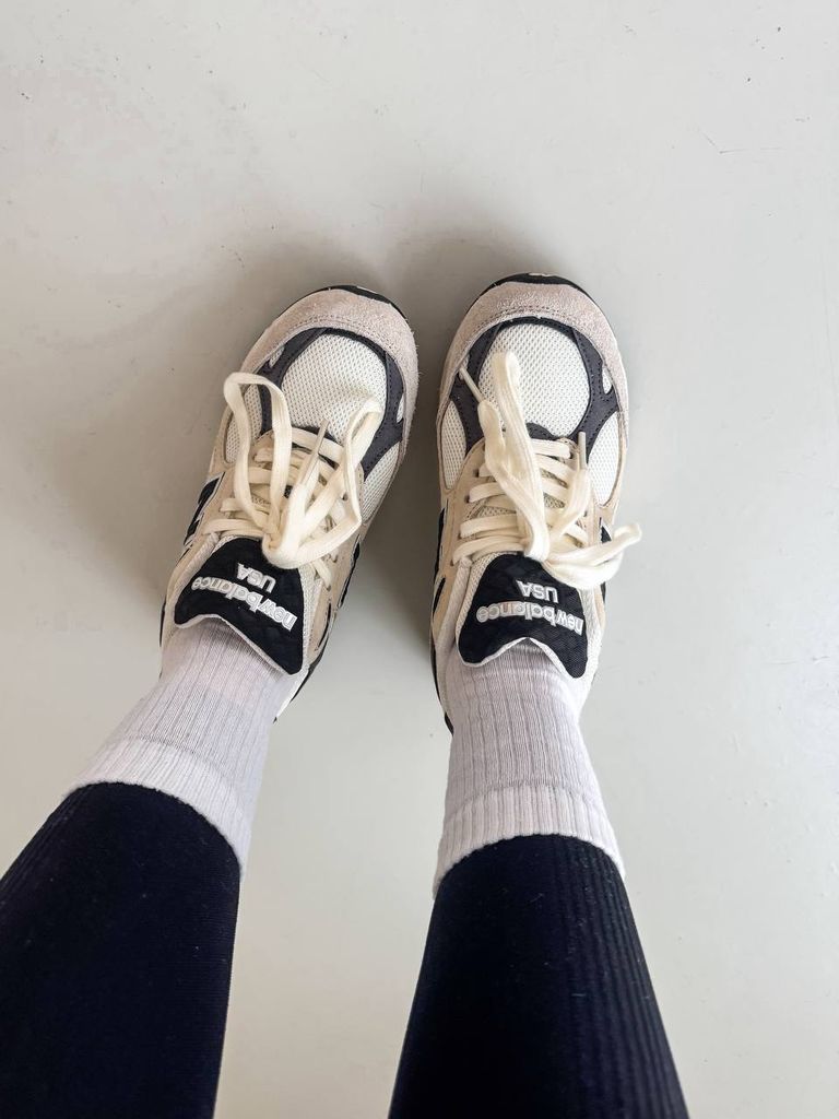 Кросівки бежеві New Balance 990 Beige Black