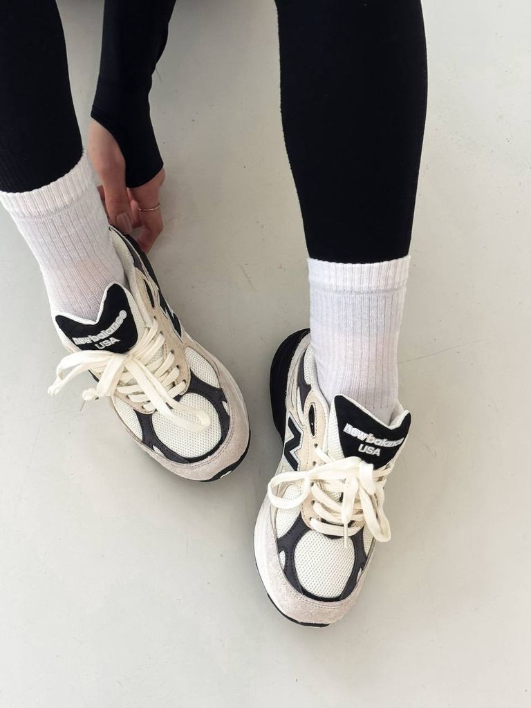 Кросівки бежеві New Balance 990 Beige Black