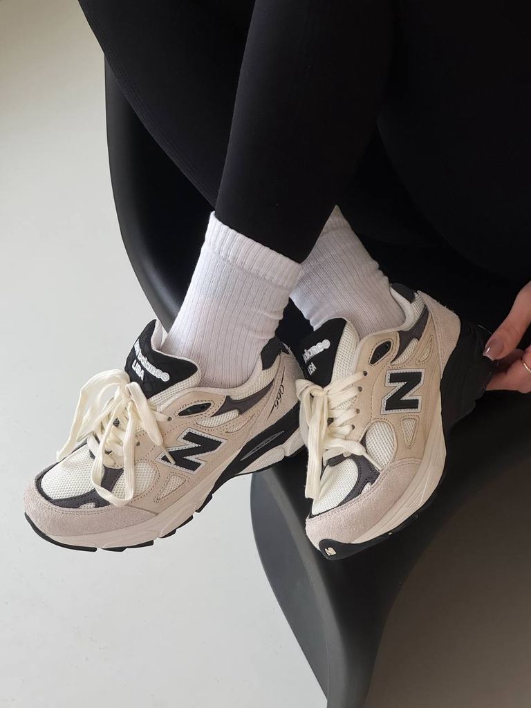 Кросівки бежеві New Balance 990 Beige Black