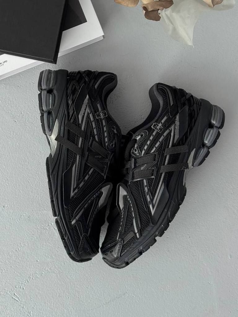 Кросівки чорні New Balance 1906A Black