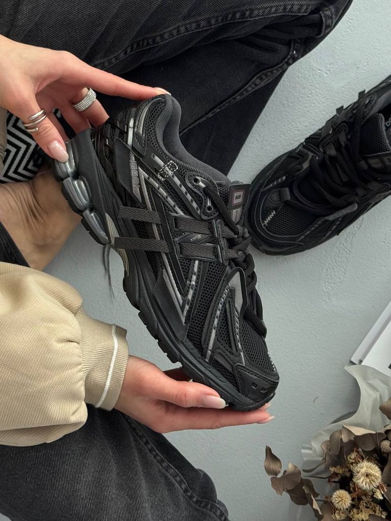 Кросівки чорні New Balance 1906A Black