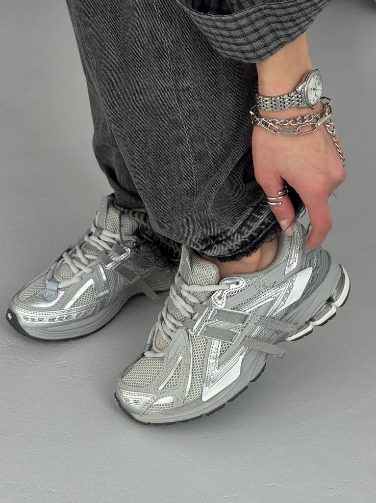 Кросівки сіро-срібні New Balance 1906A Grey