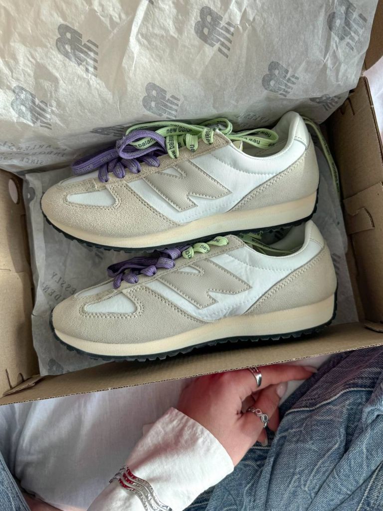 Кросівки біло-бежеві New Balance 471 White Beige